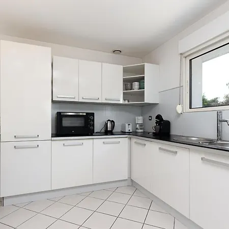 Maison De 8pers * Сеньос